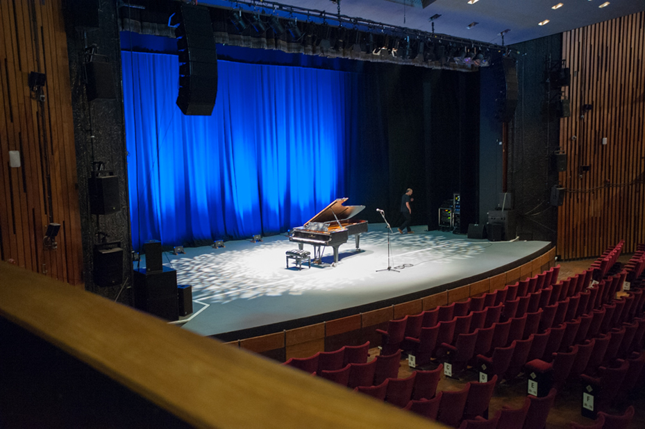 Eastbourne - Congress Theatre